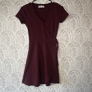 Hollister Womens XS Cap Sleeve Wrap Dress Burgundy Knee Length Cotton Wine Color